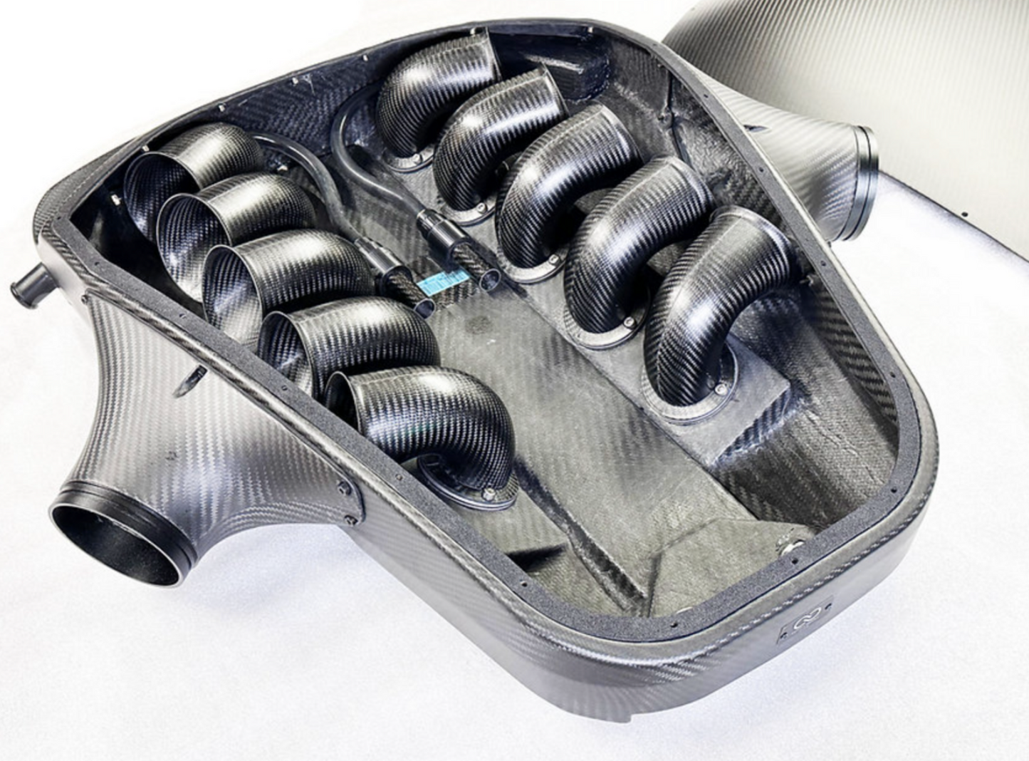 Infinity Design One-Piece Carbon Plenum OEM BMW S85 E60 M5 / E63 M6