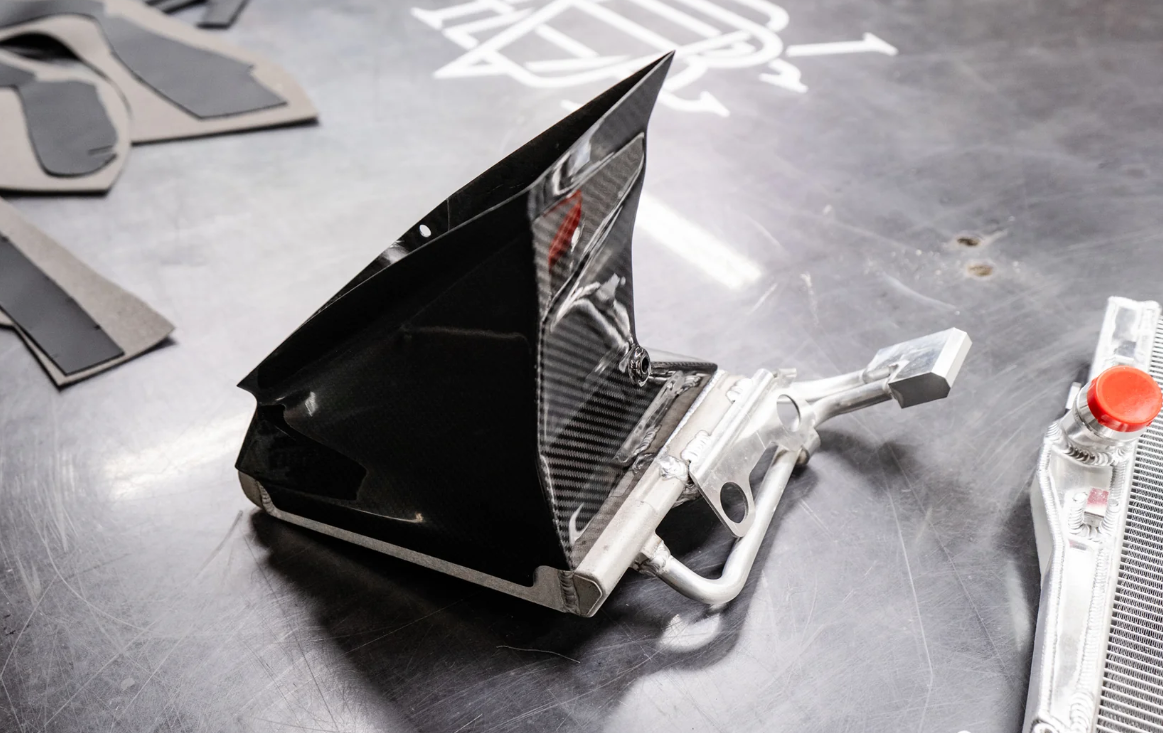 Clubsport Racing DCT Cooler (E9x M3)